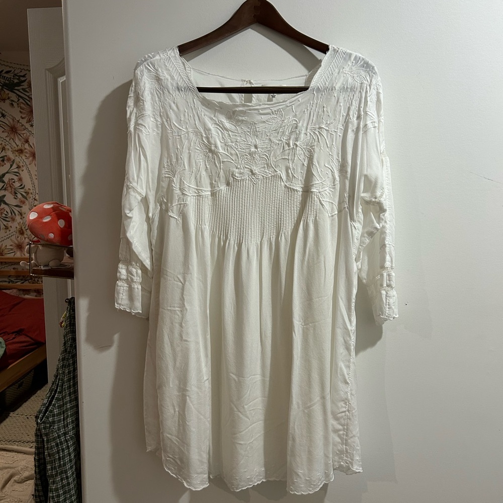 Aritzia Wilfred White Embroidered Tunic Dress